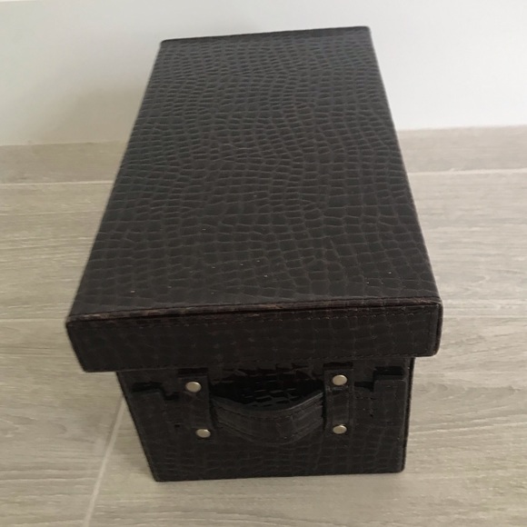 ⭐️🌴Z Gallerie Everglades Storage Box - Picture 2 of 5